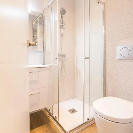 Comodo Y Precioso Apartamento Madrid Exterior photo