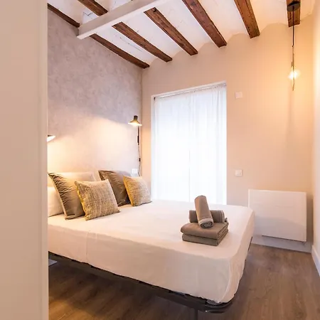 Comodo Y Precioso Apartamento Madrid Exterior photo