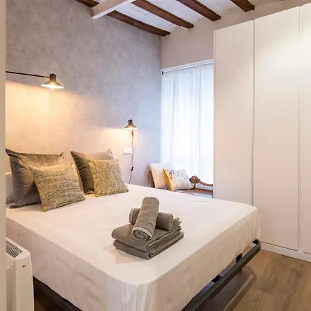 Comodo Y Precioso Apartamento Madrid Exterior photo