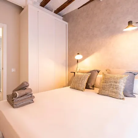 Comodo Y Precioso Apartamento Madrid Exterior photo