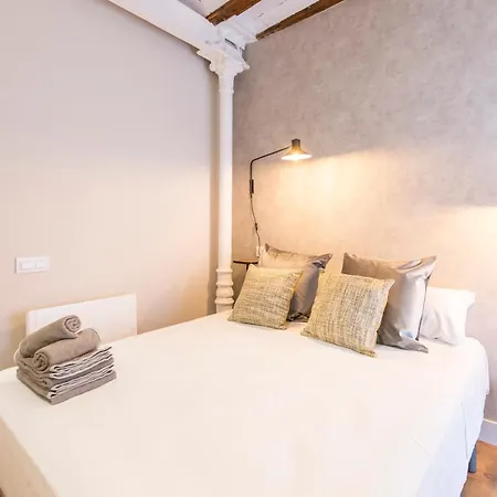 Comodo Y Precioso Apartamento Madrid Exterior photo
