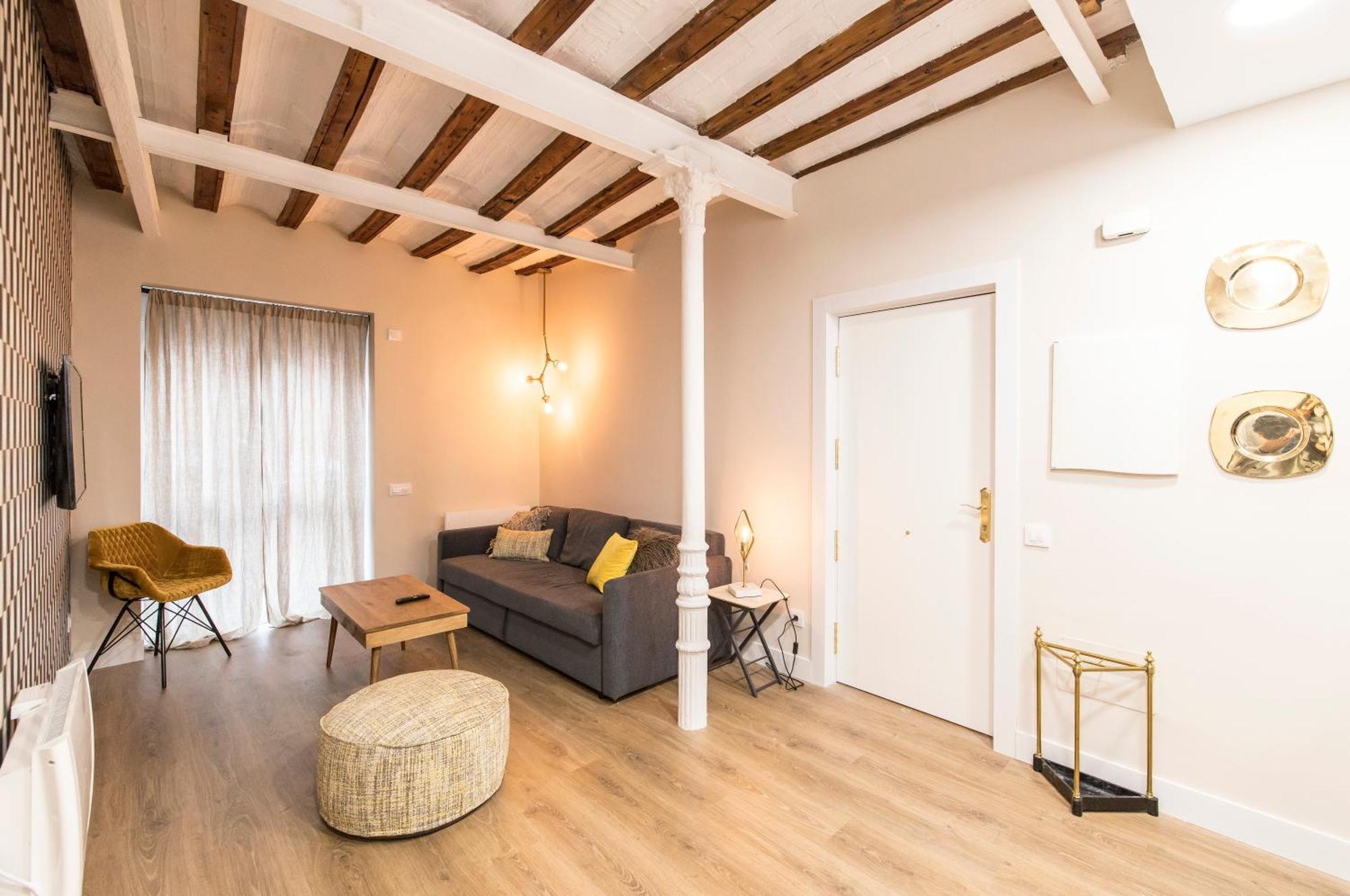 Comodo Y Precioso Appartamento Madrid